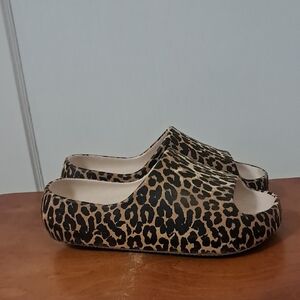 No Boundaries Leopard Print Mules